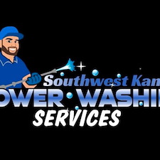COMMERCIAL-PARKING-LOT-CLEANING-AT-LOCAL-GARDEN-CITY-BUSINESS 0