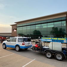COMMERCIAL-WINDOW-CLEANING-IN-GARDEN-CITY-KANSAS 0